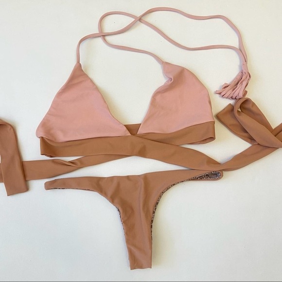 Acacia Lennox Top Size XL Pink and Topless Color - Picture 10 of 10